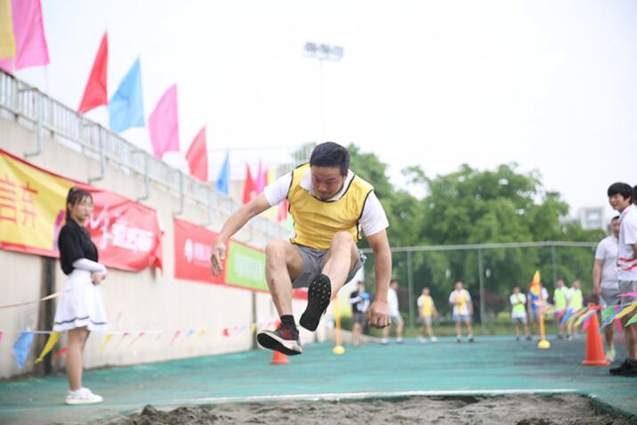 5d9c22c777687.jpg 6.jpg