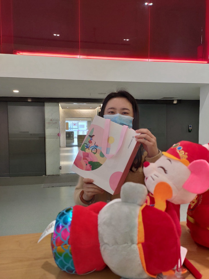 5eb0c8cfeecd9.jpg 12.jpg